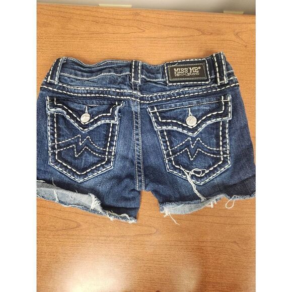 MISS ME Stretch Distressed Cut Off Jean Shorts Sz 28 - Picture 5 of 5